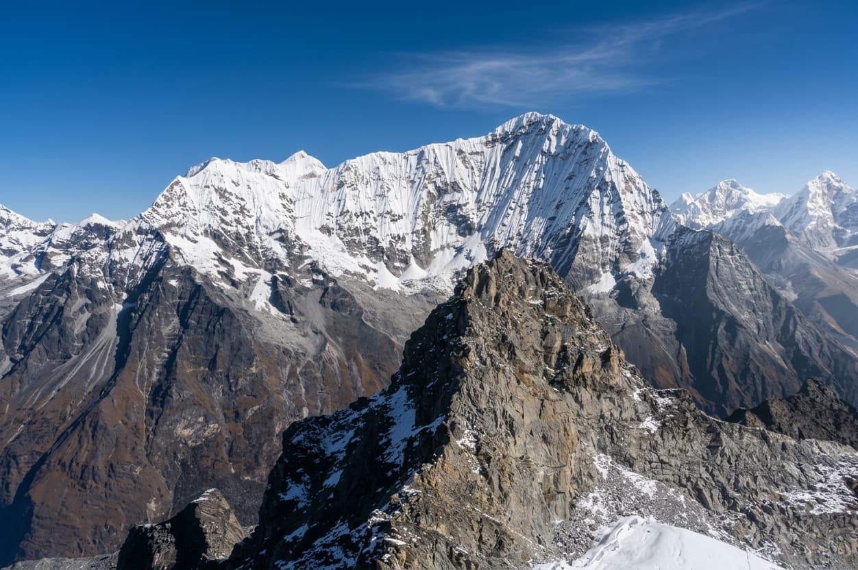 Chekigo Peak Climbing