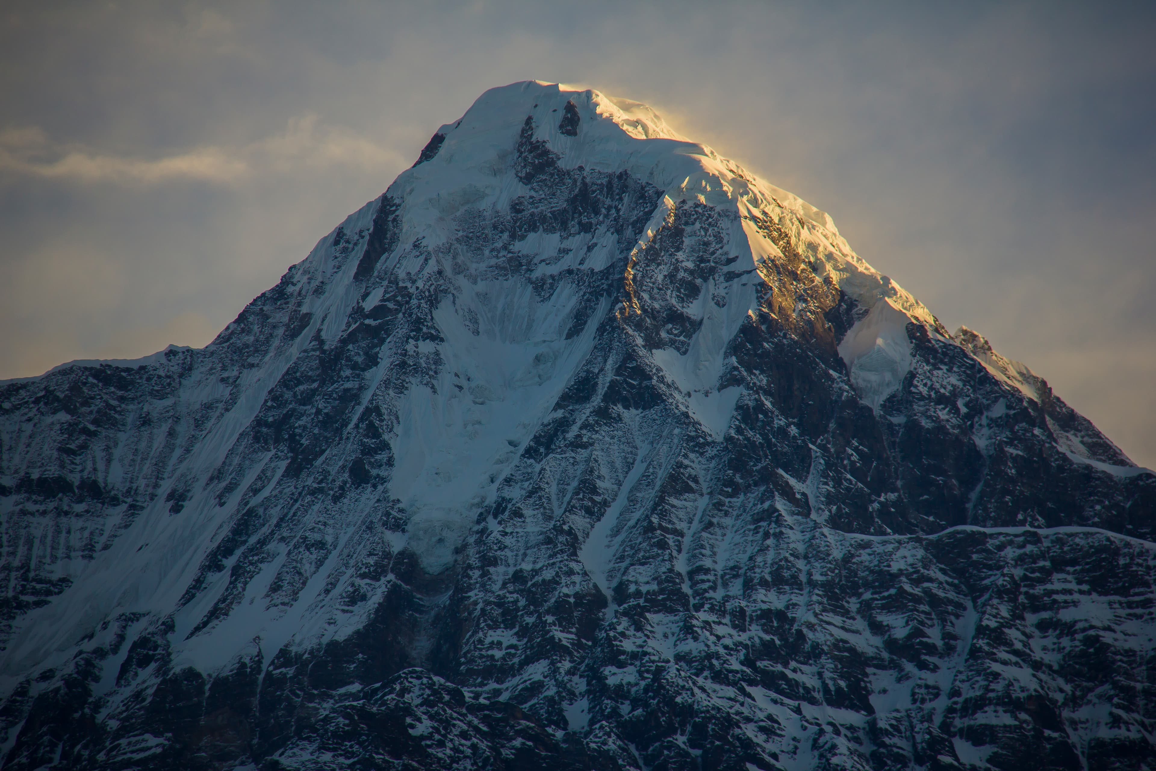 Hiunchuli Peak Climbing