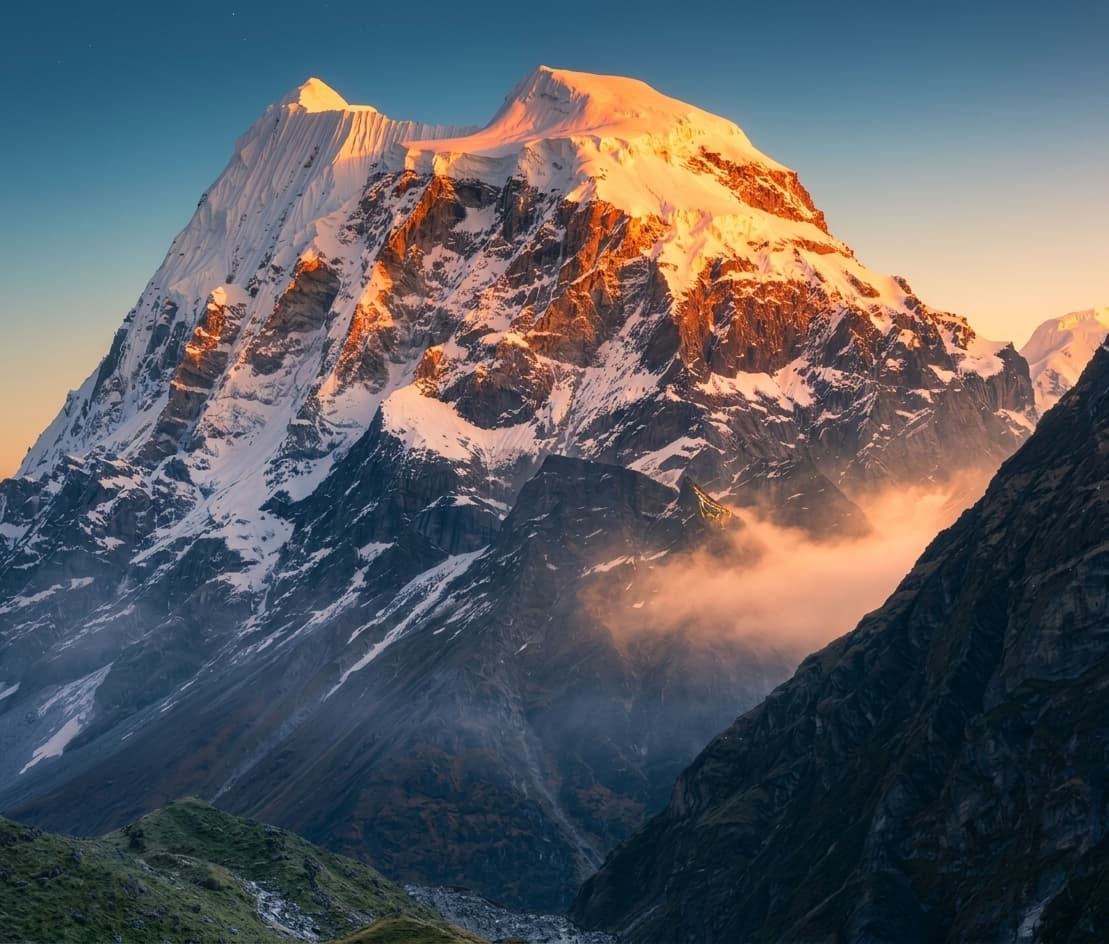 Langshisha Ri Peak Climbing