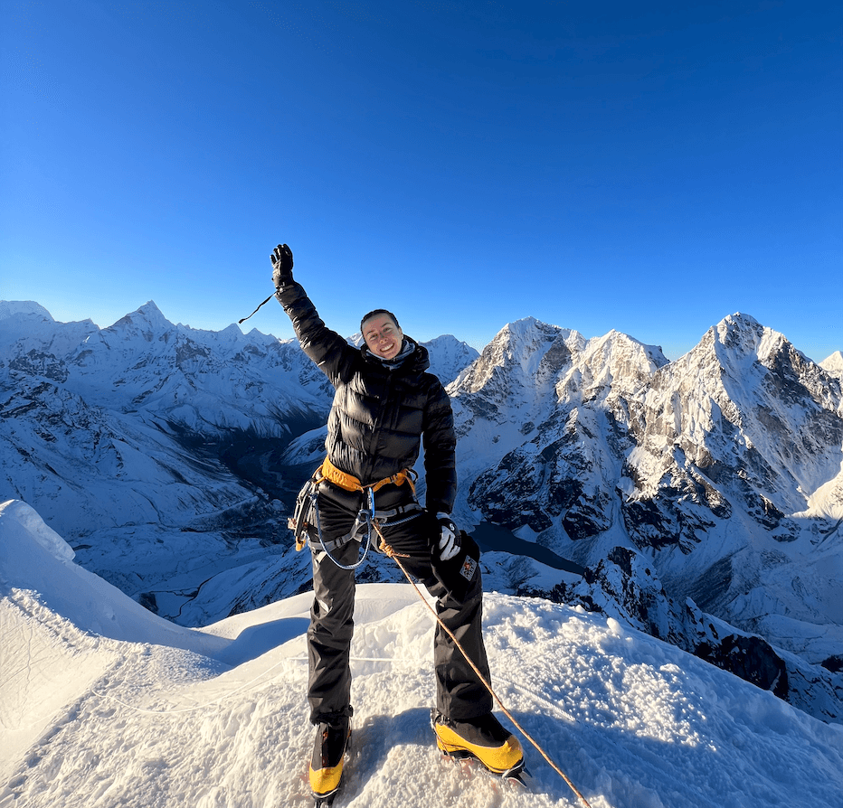 Lobuche Peak Climbing (6,090 m) with Everest Base Camp